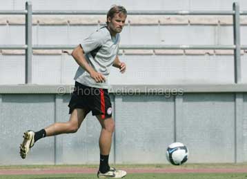 Προπονήθηκε ο Μέλμπεργκ και παίζει κόντρα στον ΠΑΟΚ