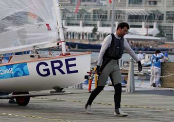 Ξανά στο νοσοκομείο ο Αιμίλιος Παπαθανασίου