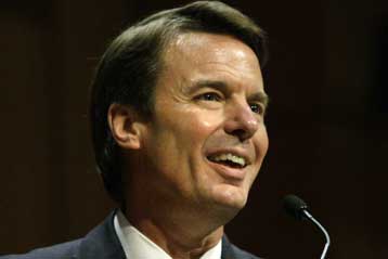 Ο Τζον Έντουαρτς παραδέχθηκε ότι έχει εξώγαμο παιδί