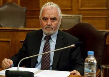 Κοινοπραξία για την αξιοποίηση της περιουσίας των Ταμείων προωθεί η κυβέρνηση