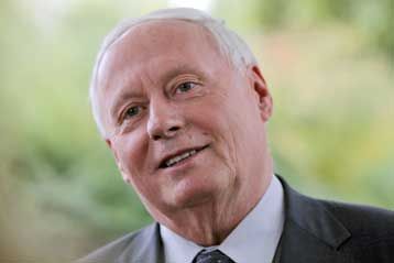 Εγκαταλείπει την ενεργό πολιτική ο Όσκαρ Λαφοντέν, λόγω προβλημάτων υγείας