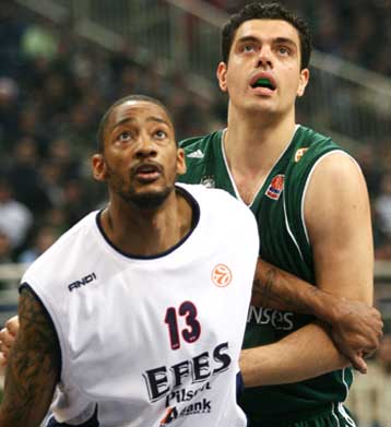 Ελεύθερος ο Χέισλιπ, με το ένα πόδι στον Παναθηναϊκό