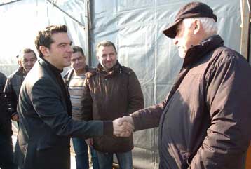 Η κυβέρνηση αντιμετωπίζει απαξιωτικά τους αγρότες, τονίζει ο Αλέξης Τσίπρας