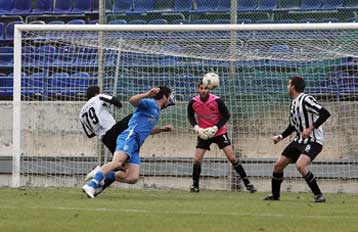 Ο Ιωνικός πήρε το ντέρμπι στο Ελληνικό από τον Εθνικό, πρώτη νίκη για το Αιγάλεω