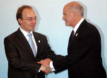 Διμερή συνάντηση ζητά από την Ελλάδα η ΠΓΔΜ