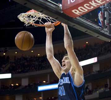 Ο τεχνικός των Τζαζ στέλνει ξανά τον Κουφό στο NBDL