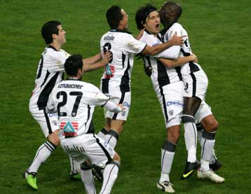 «Παράθυρο» τίτλων στον ΠΑΟΚ, ανανέωσε ο Χαλκιάς