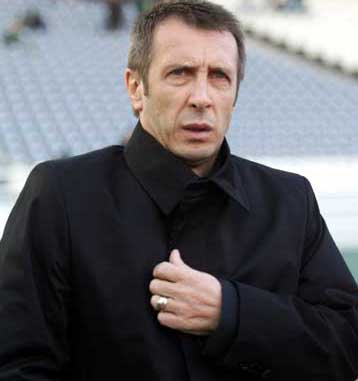 «Προσγείωση» από Νιόπλια στους παίκτες του ΠΑΟ