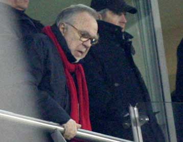 Τρικυμία στο Λιμάνι, αναμονή για τις αποφάσεις του Κόκκαλη και… στο βάθος Νοβελίνο