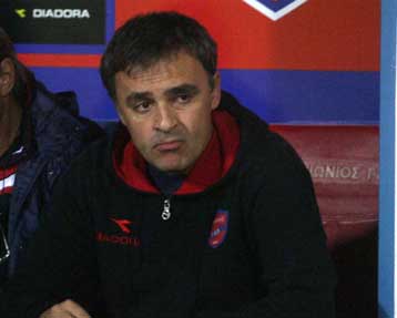 Τέλος για την τεχνική ηγεσία του Πανιωνίου ο Φερέρα, υπηρεσιακός ο Μάντζιος