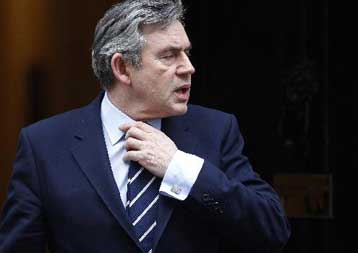 Η βρετανική οικονομία βγήκε από την ύφεση στο τέταρτο τρίμηνο του 2009