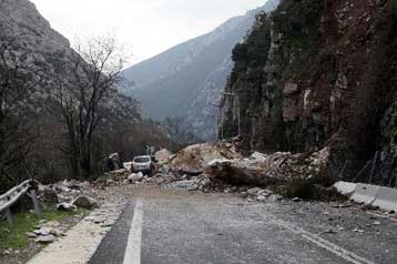 Διαμαρτυρία των οδηγών ΚΤΕΛ με αφορμή το κλείσιμο των Τεμπών