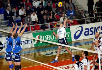 «Εμφύλιος» ΕΑ Πατρών – Ηρακλή στο Κύπελλο Συνομοσπονδιών ανδρών στο βόλεϊ