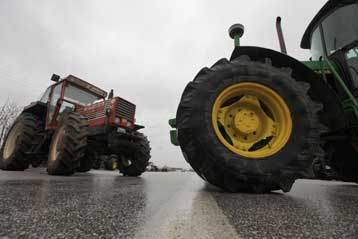 Μηνυτήρια αναφορά ξενοδόχων για τα αγροτικά μπλόκα