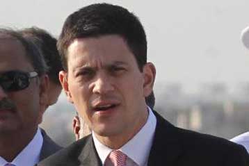 Πολιτική λύση για το Αφγανιστάν προτείνει ο Ντέιβιντ Μίλιμπαντ