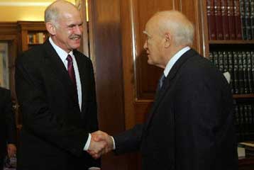 Προς επανεκλογή Παπούλια με τη στήριξη ΠΑΣΟΚ και ΝΔ