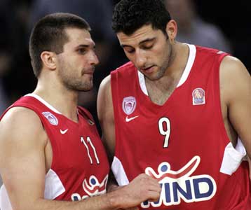 «Πέταξε» για Ισπανία ο Ολυμπιακός εν όψει Κάχα Λαμποράλ