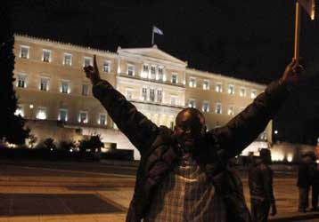 «Βροχή» καταγγελιών για παρανομίες με θύματα εργαζόμενους μετανάστες