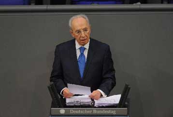 Το Ιράν απειλεί ολόκληρο τον κόσμο, δηλώνει ο Σιμόν Πέρες στη γερμανική Βουλή