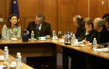 Ακαρπες οι συναντήσεις Μπατζελή με νέους αγρότες και κτηνοτρόφους