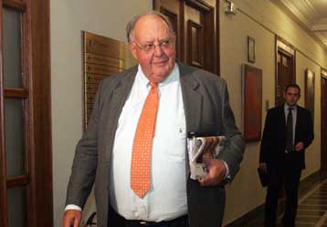 Καταργούνται ή συγχωνεύονται 200 και πλέον οργανισμοί του Δημοσίου