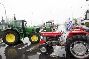 Συνεχείς διαβουλεύσεις για την αποκλιμάκωση των αγροτικών κινητοποιήσεων