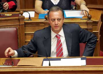 Κανένα θέμα διαγραφής του προστίμου στην «Ακρόπολις», δηλώνει ο Αντ.Μπέζας