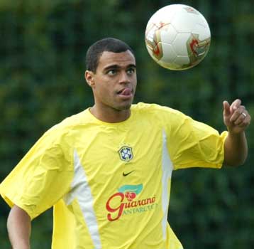 Οι εξετάσεις θα κρίνουν τη μεταγραφή του Ντενίλσον στην Καβάλα