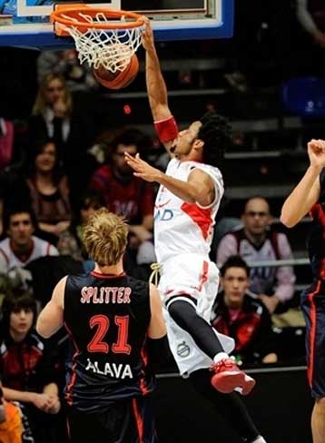 Θρυλική νίκη στη Βιτόρια, το Μαρούσι ίδρωσε τη Μπάρτσα