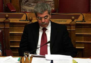 «Πολύ περισσότεροι» από 250 οι προς κατάργηση ή συγχώνευση φορείς του Δημοσίου