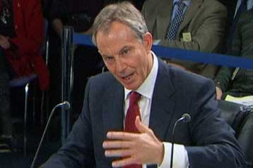 Σοκαρισμένος ο βρετανικός Τύπος από την αμετακίνητη στάση του Μπλερ