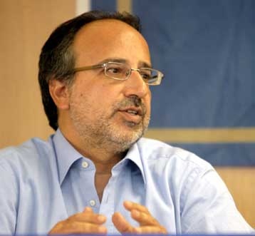 «Είμαι αθώος και με αποδείξεις» τόνισε ο δήμαρχος Ν.Σμύρνης Γιώργος Κουτελάκης