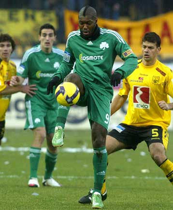 Ενδιαφέρον για τον Σισέ από Μπορντό και Στουτγάρδη