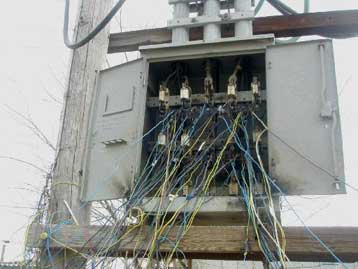 Εξάρθρωση κυκλώματος που έκλεβε καλώδια από εγκαταστάσεις της ΔΕΗ