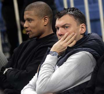 Ο Ομπράντοβιτς τόνισε ότι «δεν είναι έτοιμος ο Σάρας», ο οποίος είναι αμίλητος