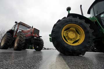 Για τρίτη εβδομάδα συνεχίζονται οι αγροτικές κινητοποιήσεις