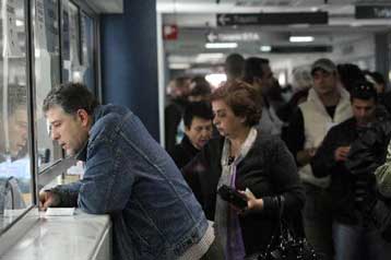 Ελαφρύνσεις στα χαμηλά εισοδήματα με τη νέα φορολογική κλίμακα