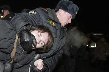 Δεκάδες συλλήψεις στη Μόσχα σε συγκέντρωση αντιπολίτευσης και ακτιβιστών