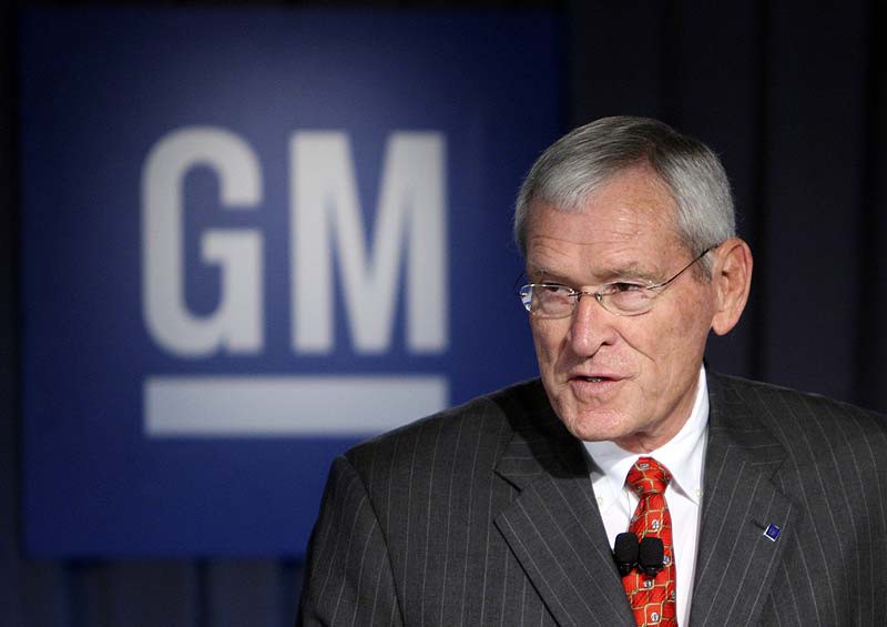 Μονιμοποιείται ο Ed Whitacre ως διευθύνων σύμβουλος της GM