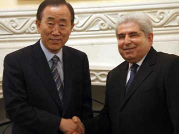 Με Χριστόφια και Ταλάτ συναντάται ο ΓΓ του ΟΗΕ