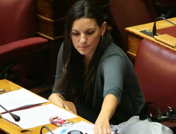 Αντιδρά η ΝΔ στο κλείσιμο γραφείων του ΕΟΤ στο εξωτερικό