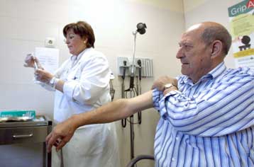 Αποκλεισμό των ηλικιωμένων από τις δοκιμές φαρμάκων καταγγέλλουν γιατροί