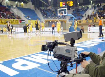 Σε συμφωνία με την ΕΡΤ κατέληξαν οι τηλεοπτικά «άστεγες» ΚΑΕ