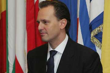 Συνάντηση Δρούτσα-Κλίντον την Τρίτη στο Στέιτ Ντιπάρτμεντ