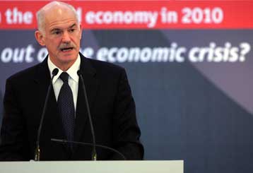 Στο επίκεντρο κερδοσκοπικής επίθεσης άνευ προηγουμένου η Ελλάδα, λέει ο Γ.Παπανδρέου