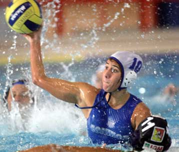 Ντέρμπι Εθνικού-Ολυμπιακού πριν από το Len Trophy