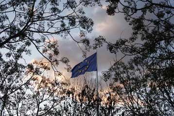 Οι Έλληνες, οι πιο δυσαρεστημένοι Ευρωπαίοι για οικονομία, πρόνοια και διοίκηση