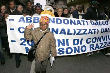 Δραματική εικόνα στα στρατόπεδα κράτησης μεταναστών της Ιταλίας