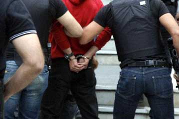 Την Πέμπτη απολογείται ο 21χρονος που συνελήφθη για συμμετοχή στους «Πυρήνες»