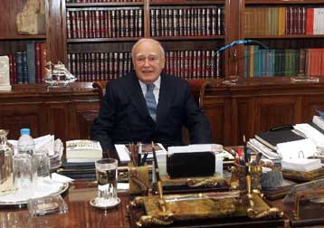 Πανηγυρική η επανεκλογή του Κάρολου Παπούλια, τόνισε ο Αντώνης Σαμαράς